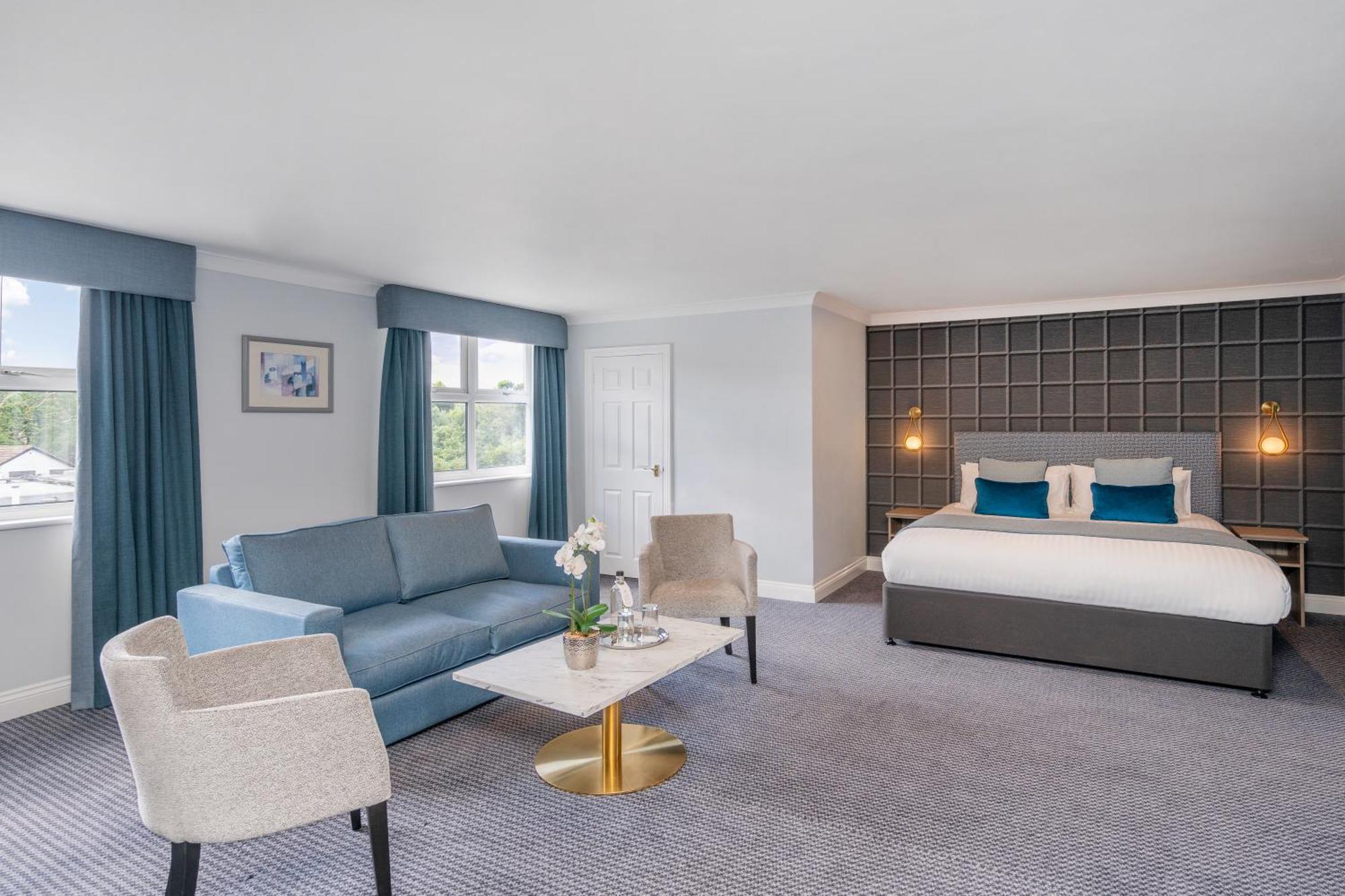 Bromley Court Hotel London Экстерьер фото